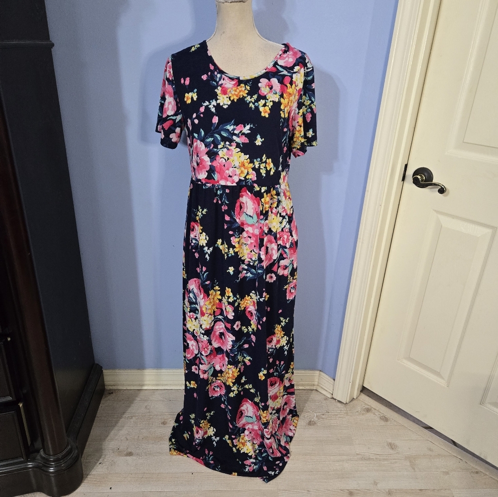 Heimish USA Small Dress